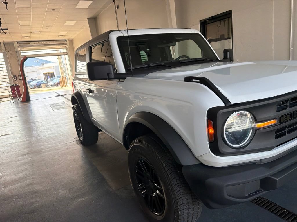 Used 2021 Ford Bronco 2-Door AWD/4WD image 1
