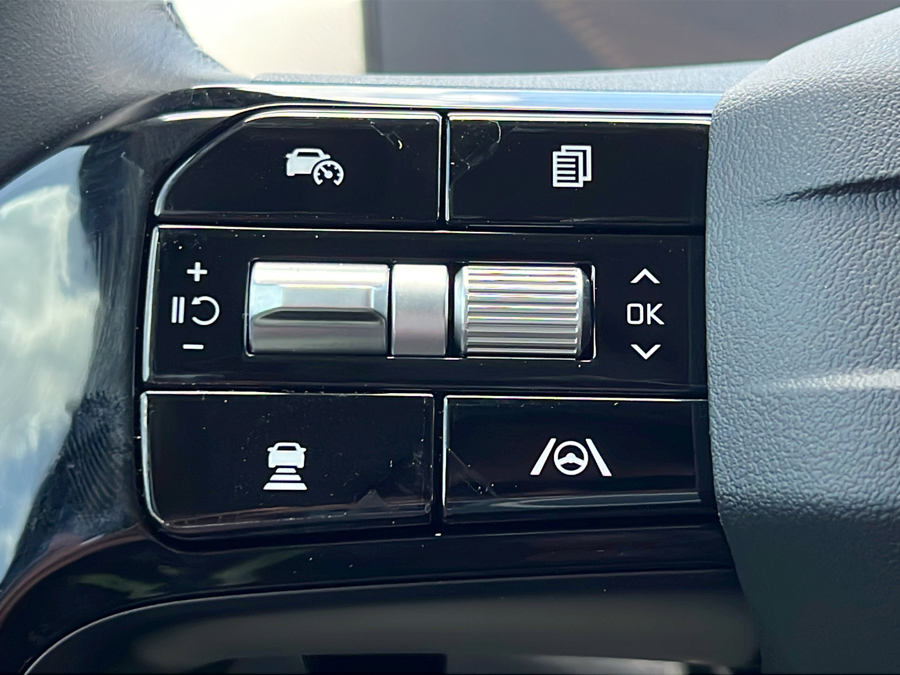 New 2026 Kia Sorento EX FWD image 23