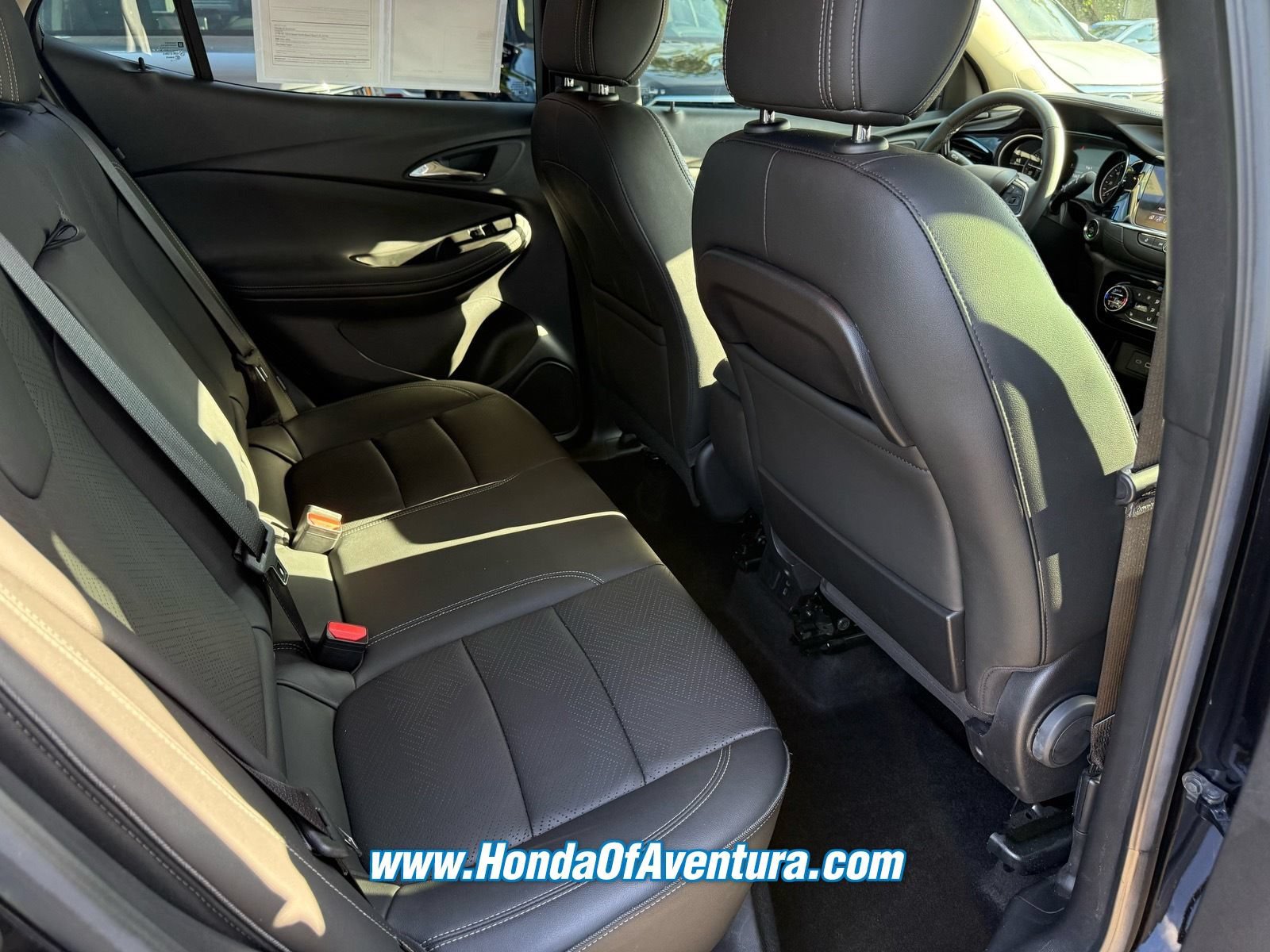 Used 2023 Buick Encore GX Essence w/ Experience Buick Package FWD image 10