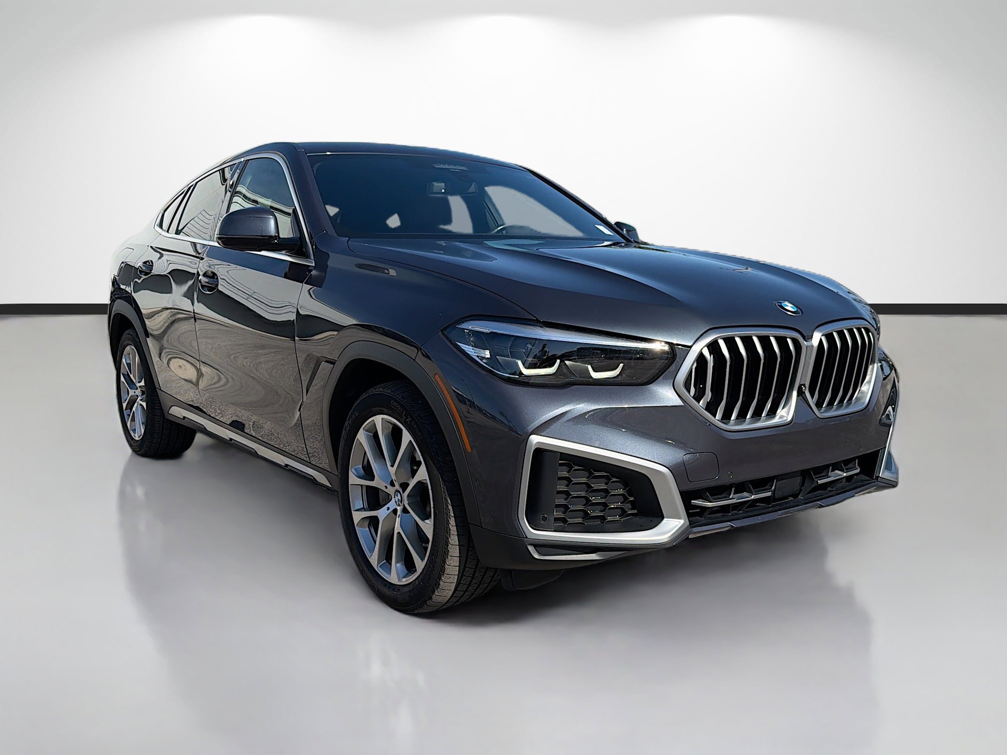Used 2022 BMW X6 xDrive40i AWD/4WD image 1