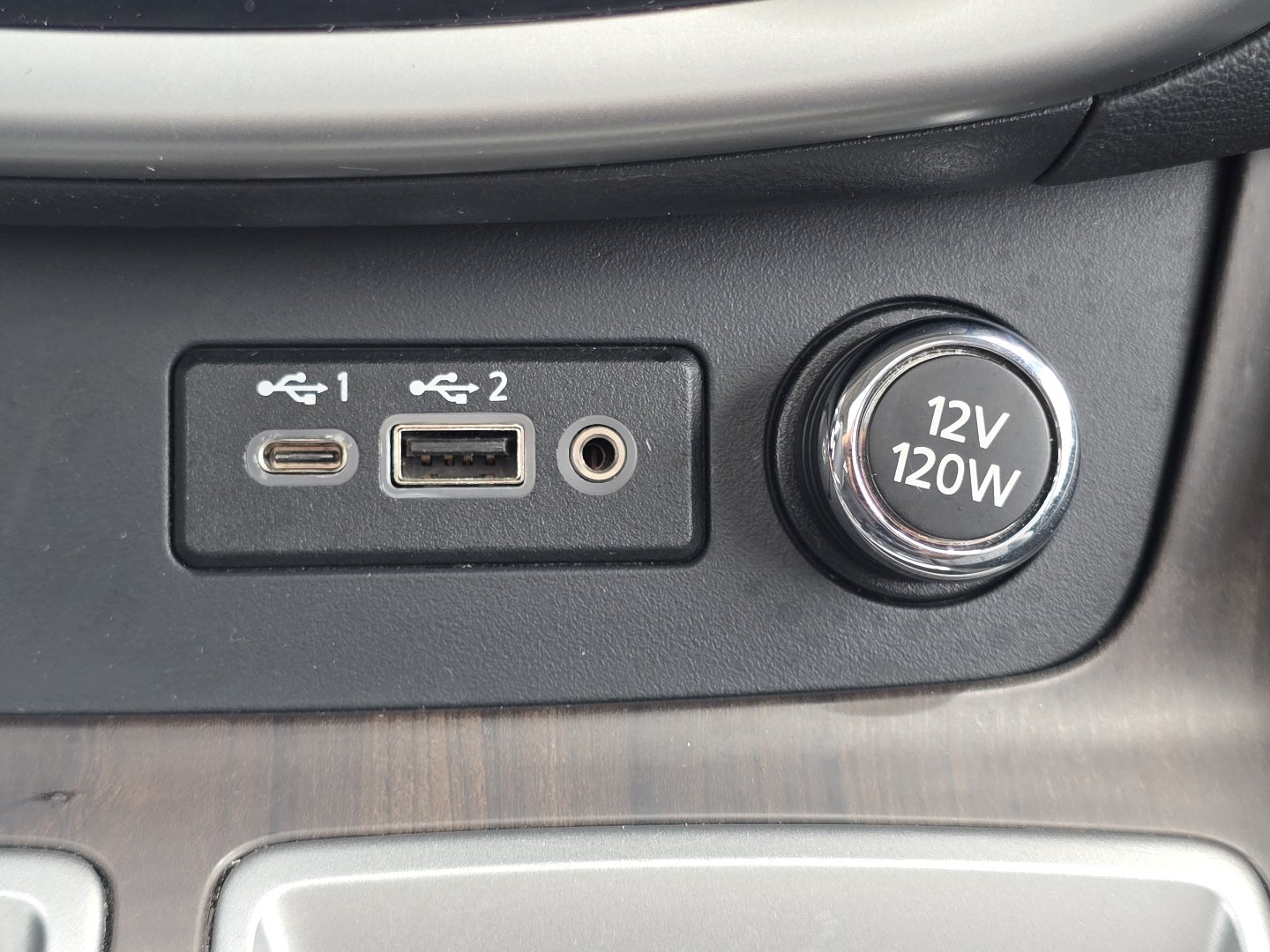 Used 2024 Nissan Murano Platinum AWD/4WD image 10