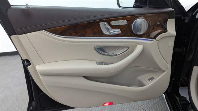 Used 2017 Mercedes-Benz E 300 image 13