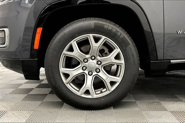 Used 2022 Jeep Wagoneer Series II AWD/4WD image 9