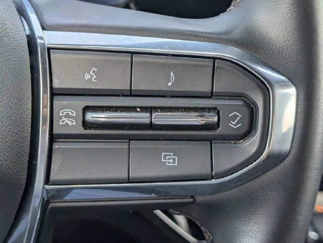 Used 2024 GMC Canyon Elevation w/ Convenience Package RWD image 25