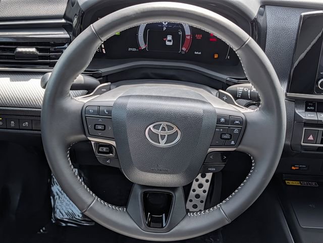 Used 2026 Toyota Camry SE w/ Convenience Package FWD image 13