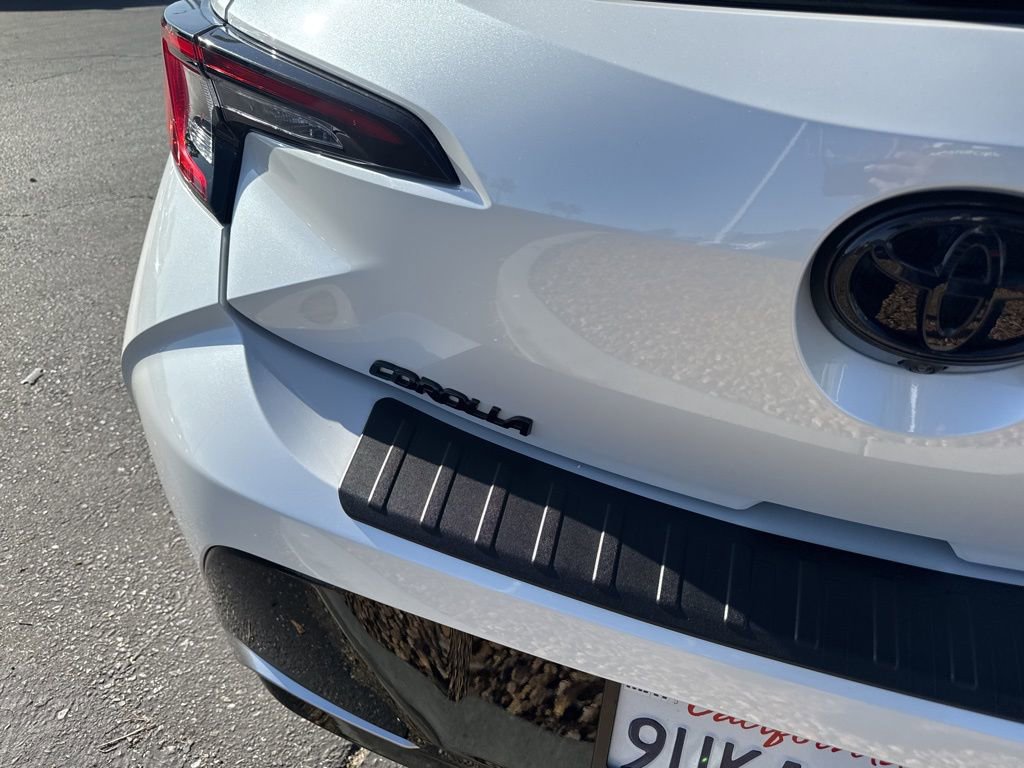 Used 2025 Toyota Corolla XSE image 7