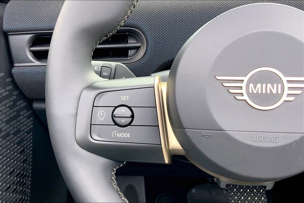 Certified 2025 MINI Cooper S image 20