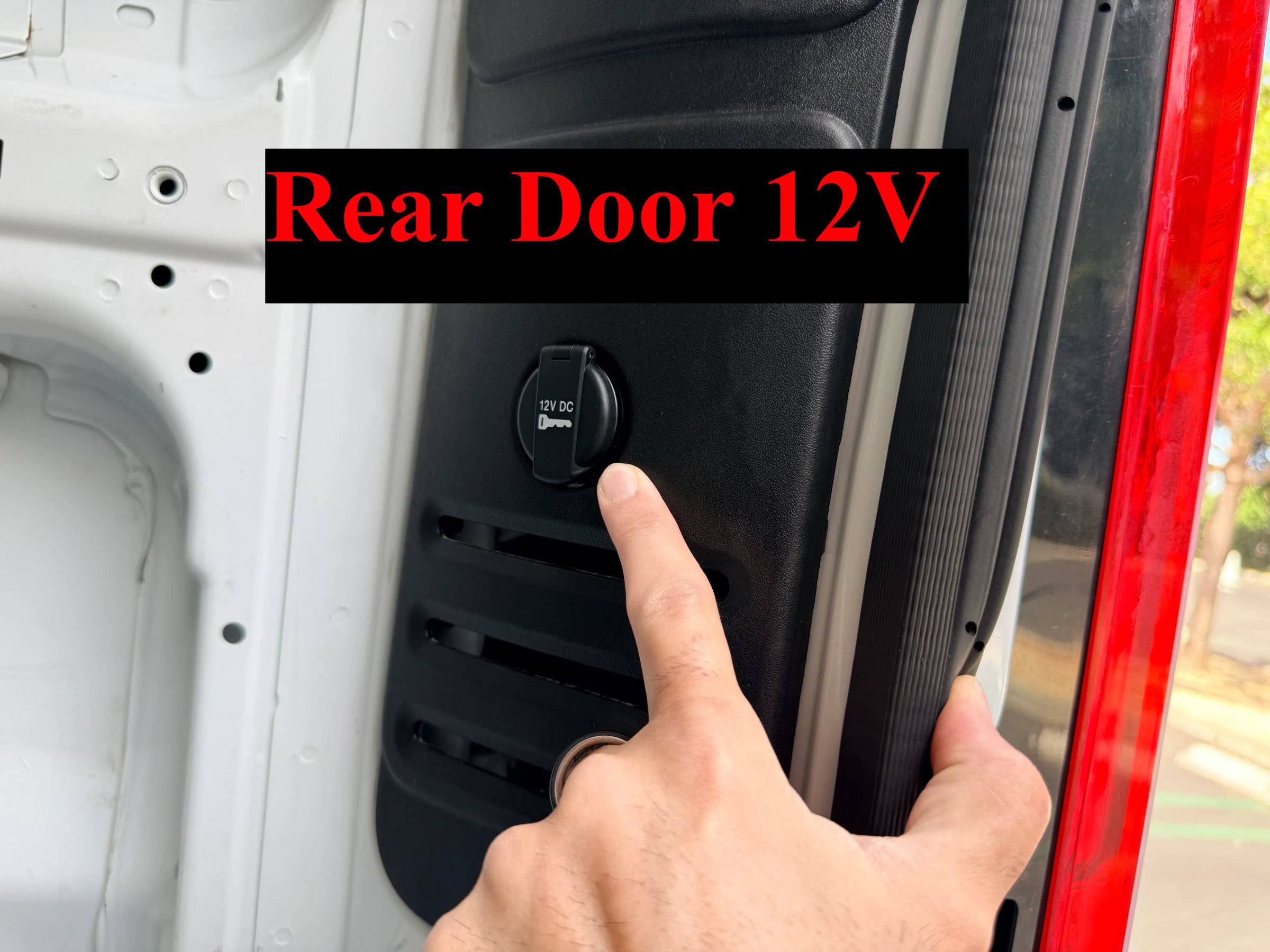 Used 2024 RAM ProMaster 2500 159 High Roof w/ Premium Convenience Group FWD image 16