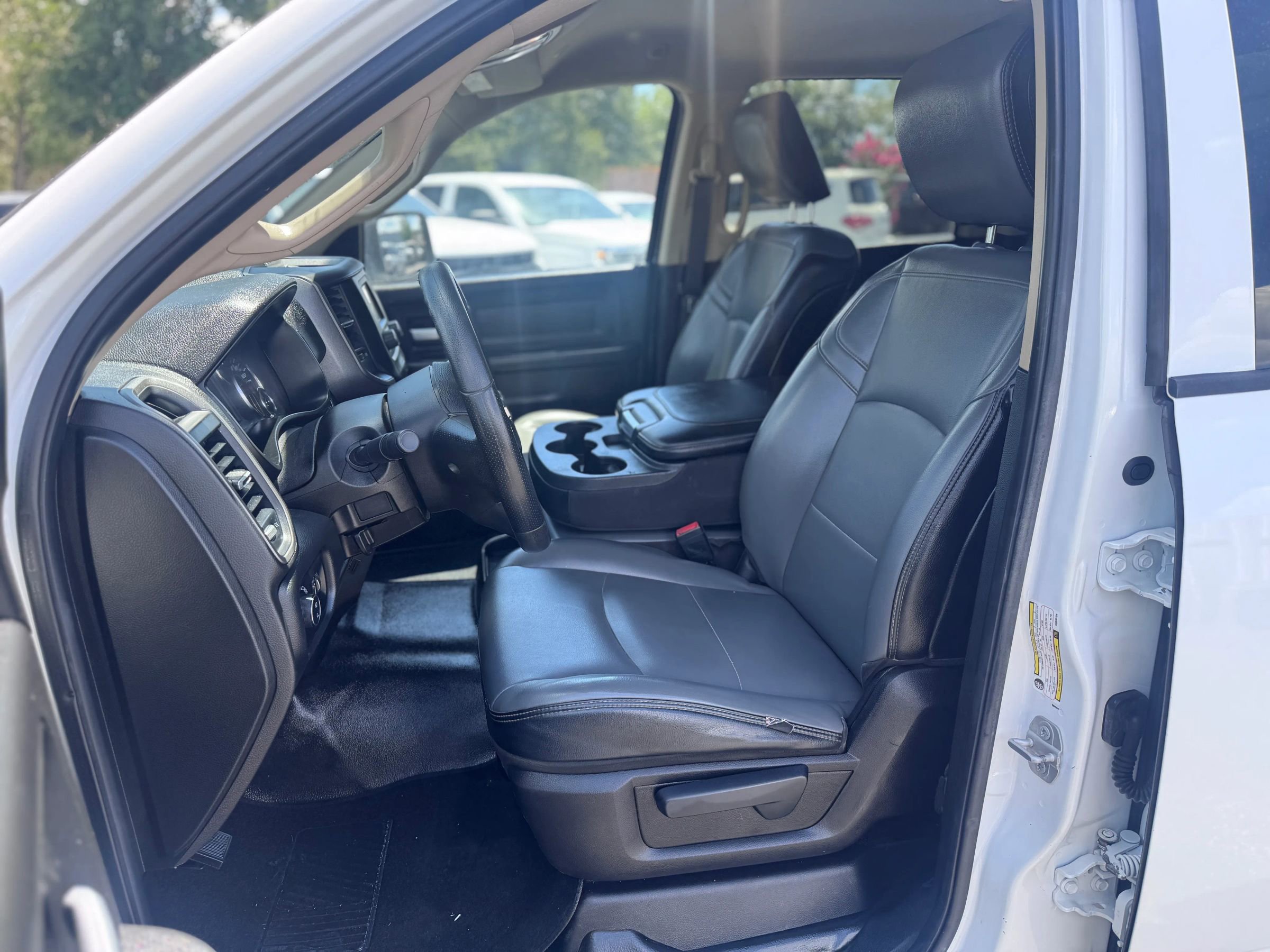 Used 2019 RAM 2500 Tradesman image 9