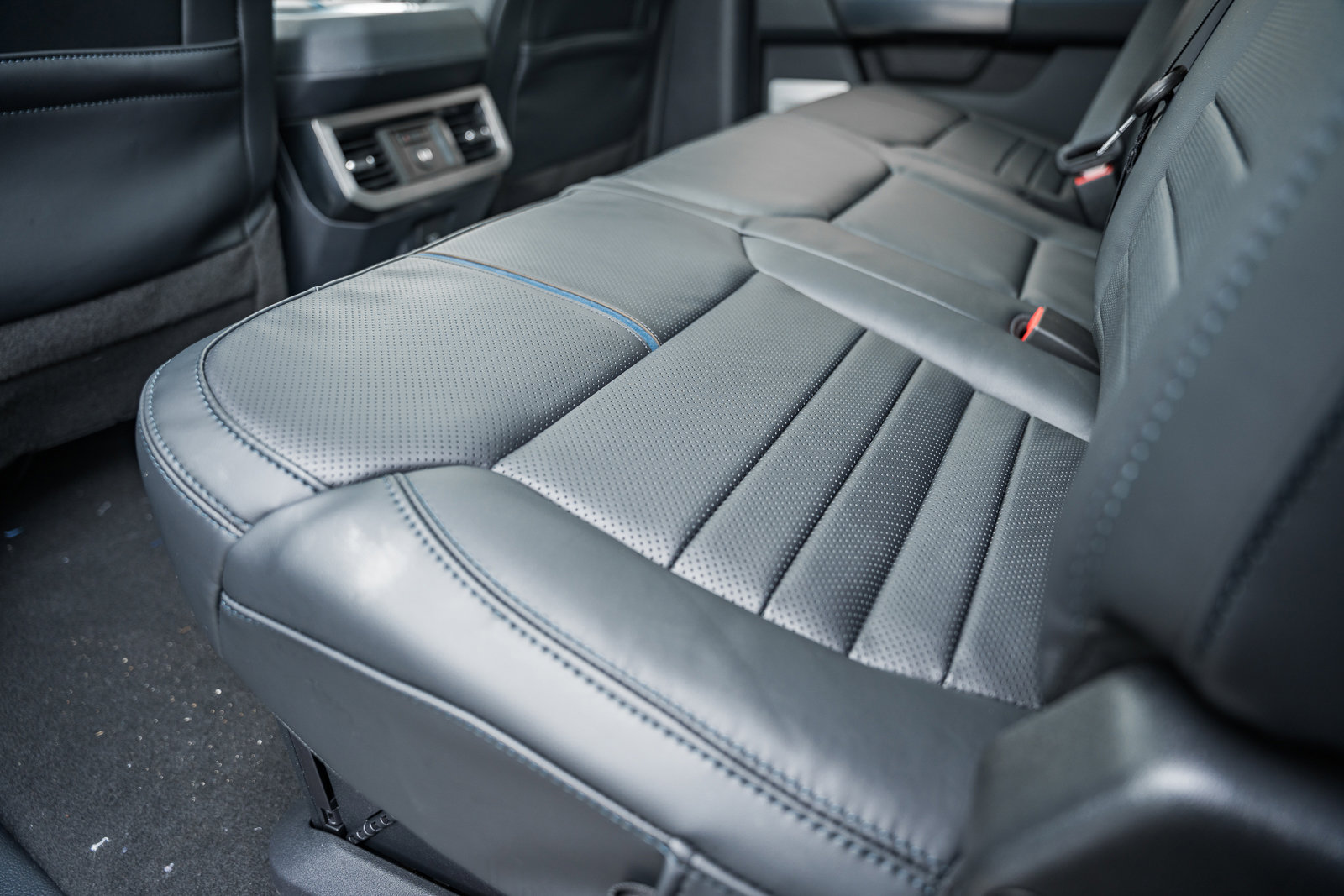 New 2026 Ford F250 Platinum image 42