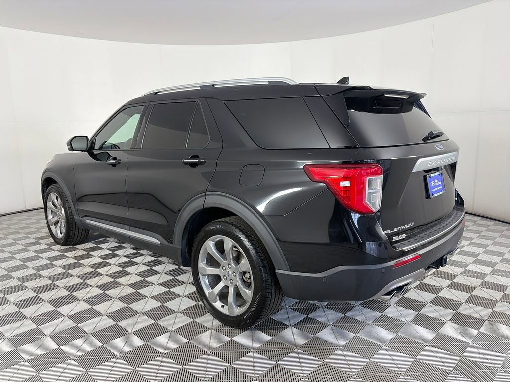 Certified 2020 Ford Explorer Platinum w/ Premium Technology Package AWD/4WD image 5