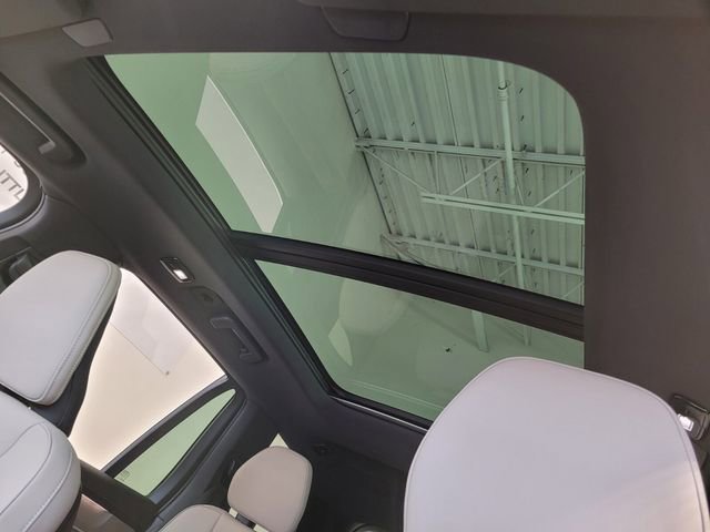 New 2026 Volvo XC90 B6 Plus w/ Protection Package Premier AWD/4WD image 8