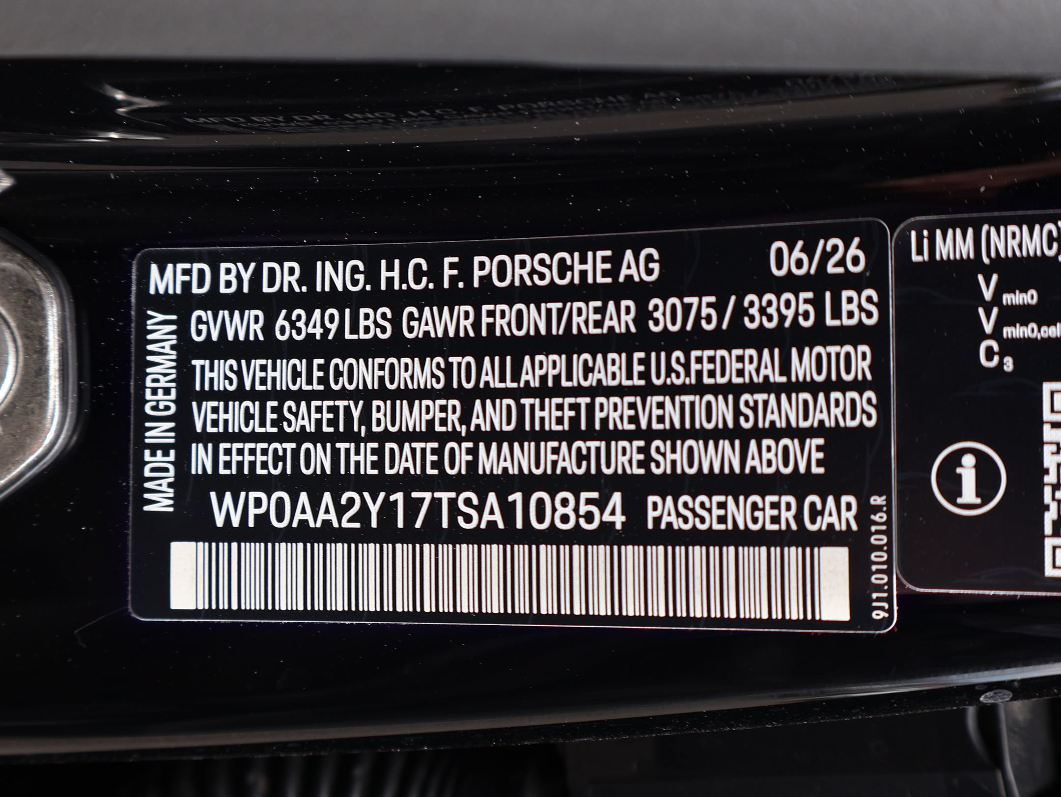 New 2026 Porsche Taycan AWD/4WD image 32