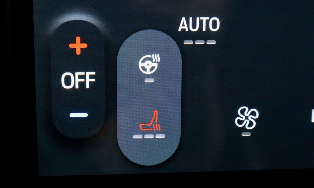 Certified 2022 Ford Edge SEL w/ Convenience Package image 5