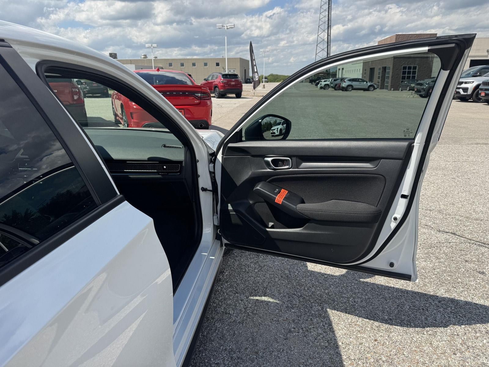 Used 2023 Honda Civic Sport image 28