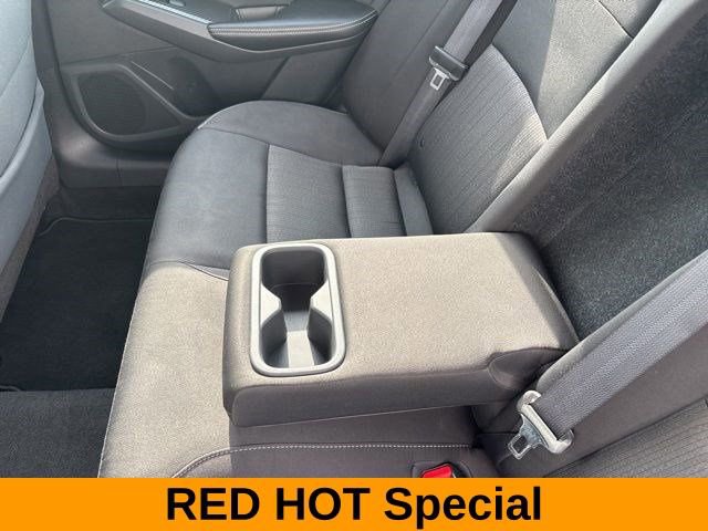 Used 2024 Nissan Altima 2.5 SV image 31