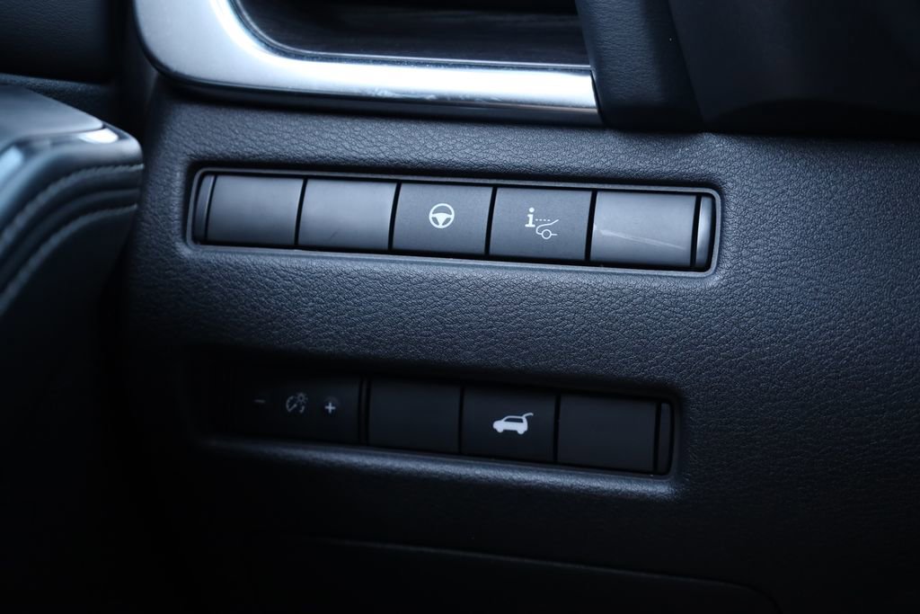 Used 2021 Nissan Rogue Platinum image 21