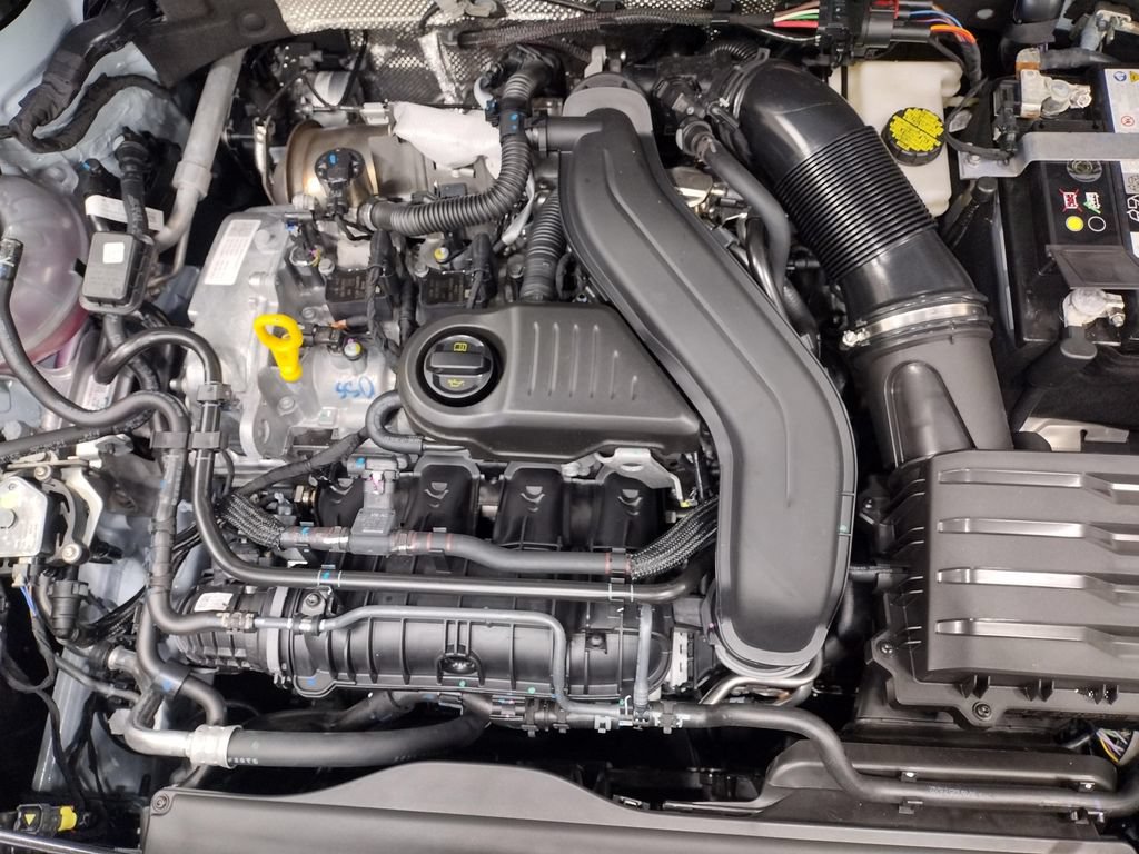 New 2026 Volkswagen Taos SEL AWD/4WD image 6