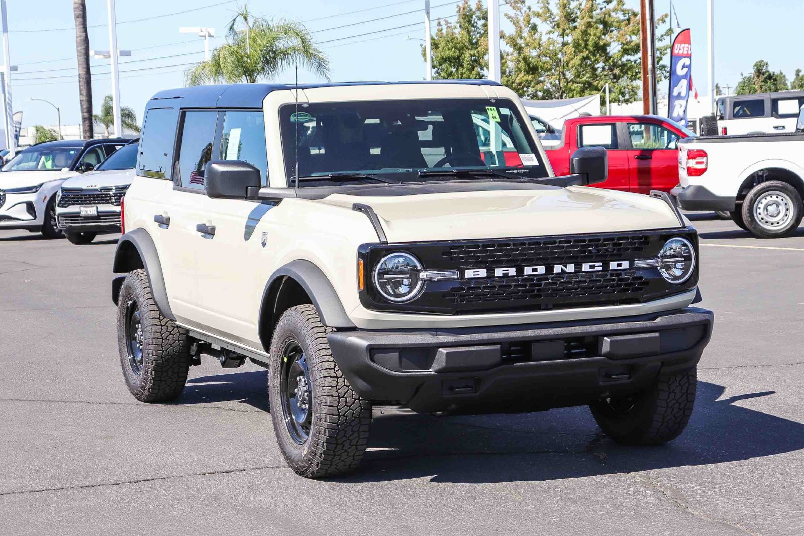 New 2026 Ford Bronco Big Bend AWD/4WD image 3