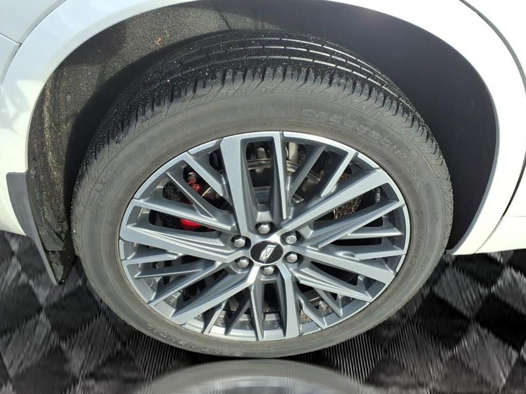 Used 2023 Cadillac XT6 Sport w/ Technology Package image 18