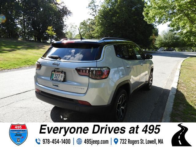 Used 2025 Jeep Compass Limited AWD/4WD image 5