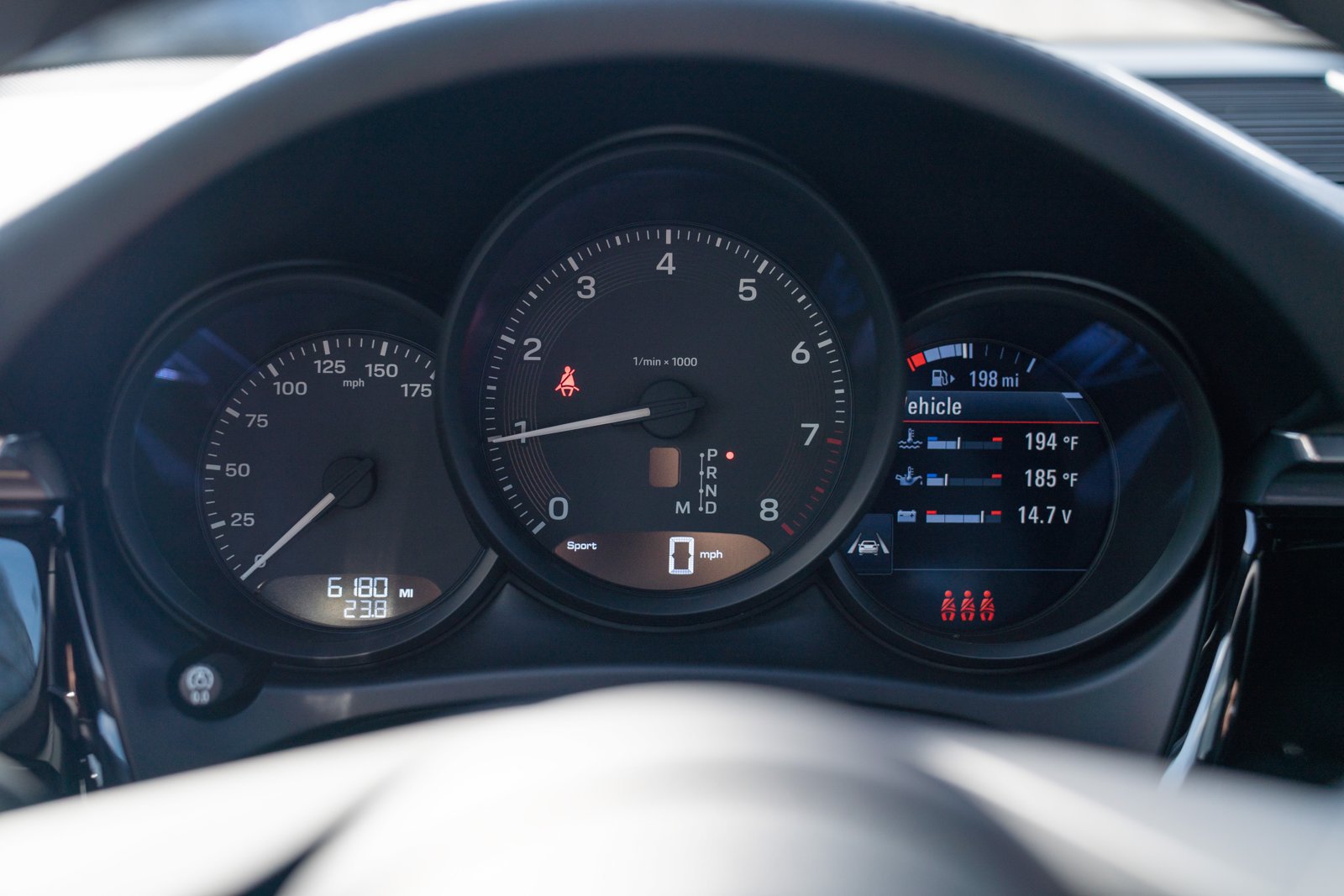 Certified 2026 Porsche Macan AWD/4WD image 15