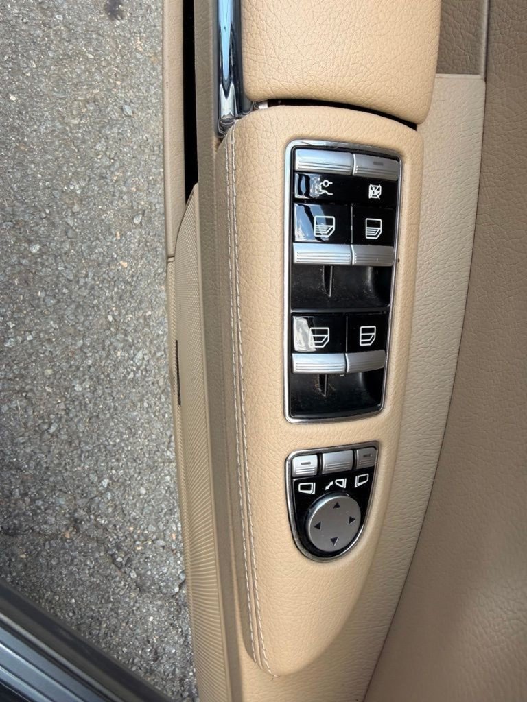 Used 2010 Mercedes-Benz S 550 4MATIC image 15