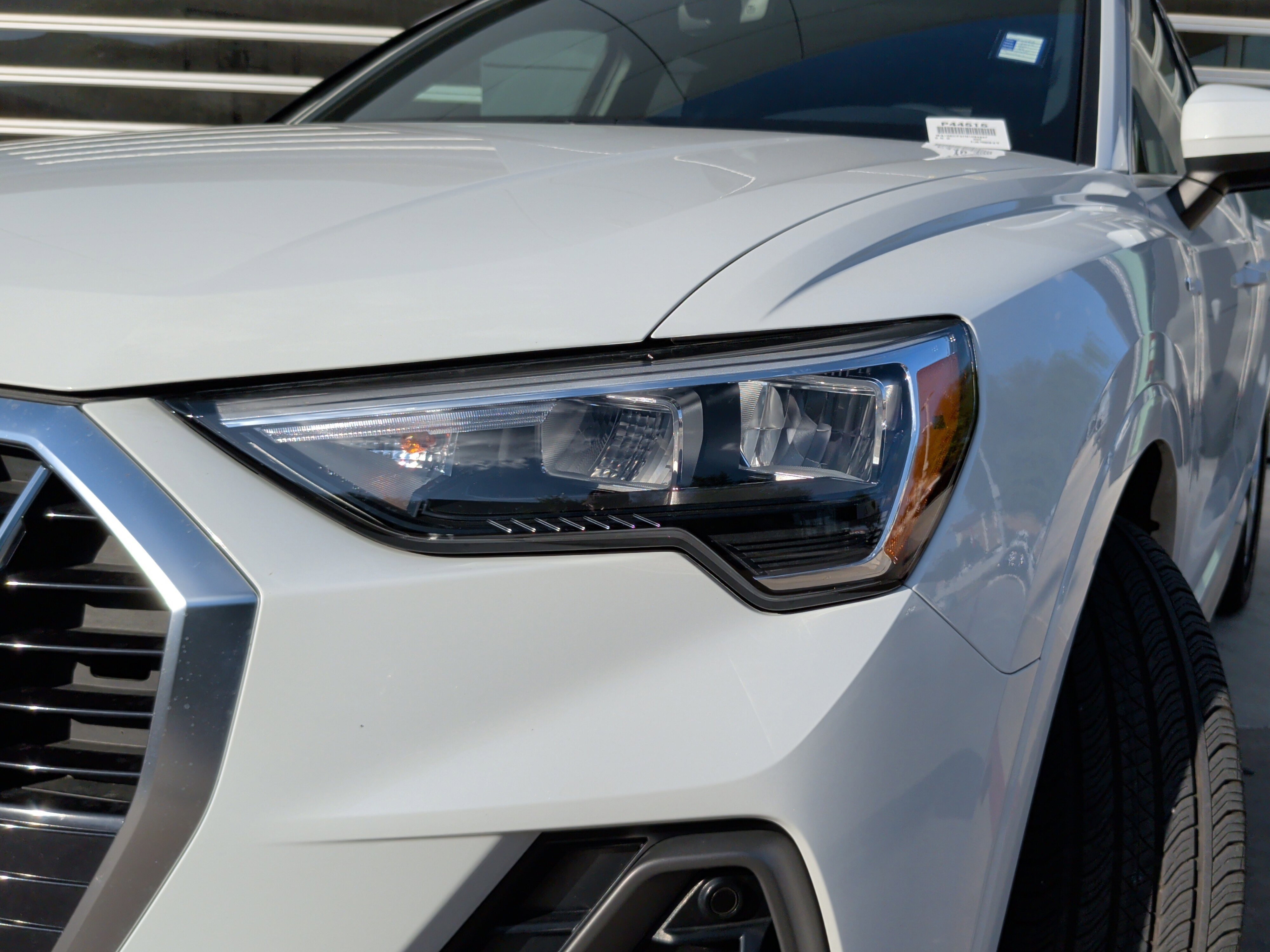 Certified 2022 Audi Q3 2.0T Premium w/ Convenience Package image 3