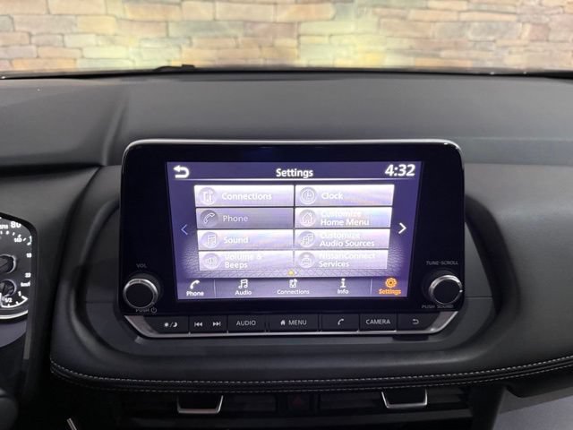 Certified 2025 Nissan Rogue SV w/ SV Premium Package AWD/4WD image 22