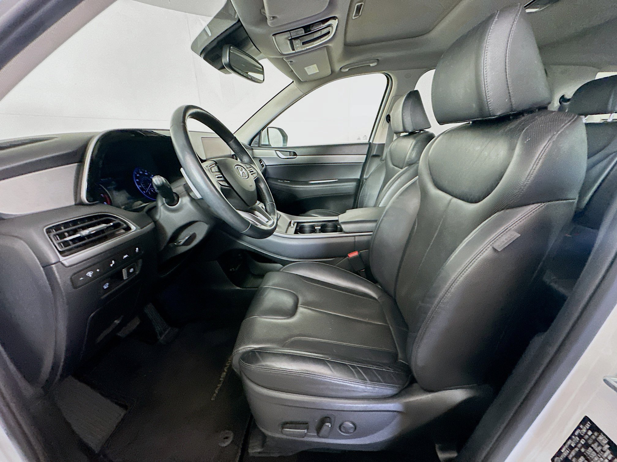 Used 2022 Hyundai Palisade SEL w/ 8P Bench Seat Package AWD/4WD image 13