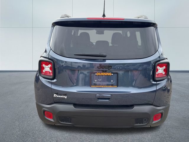Used 2023 Jeep Renegade Altitude w/ Sun/Sound Group AWD/4WD image 3