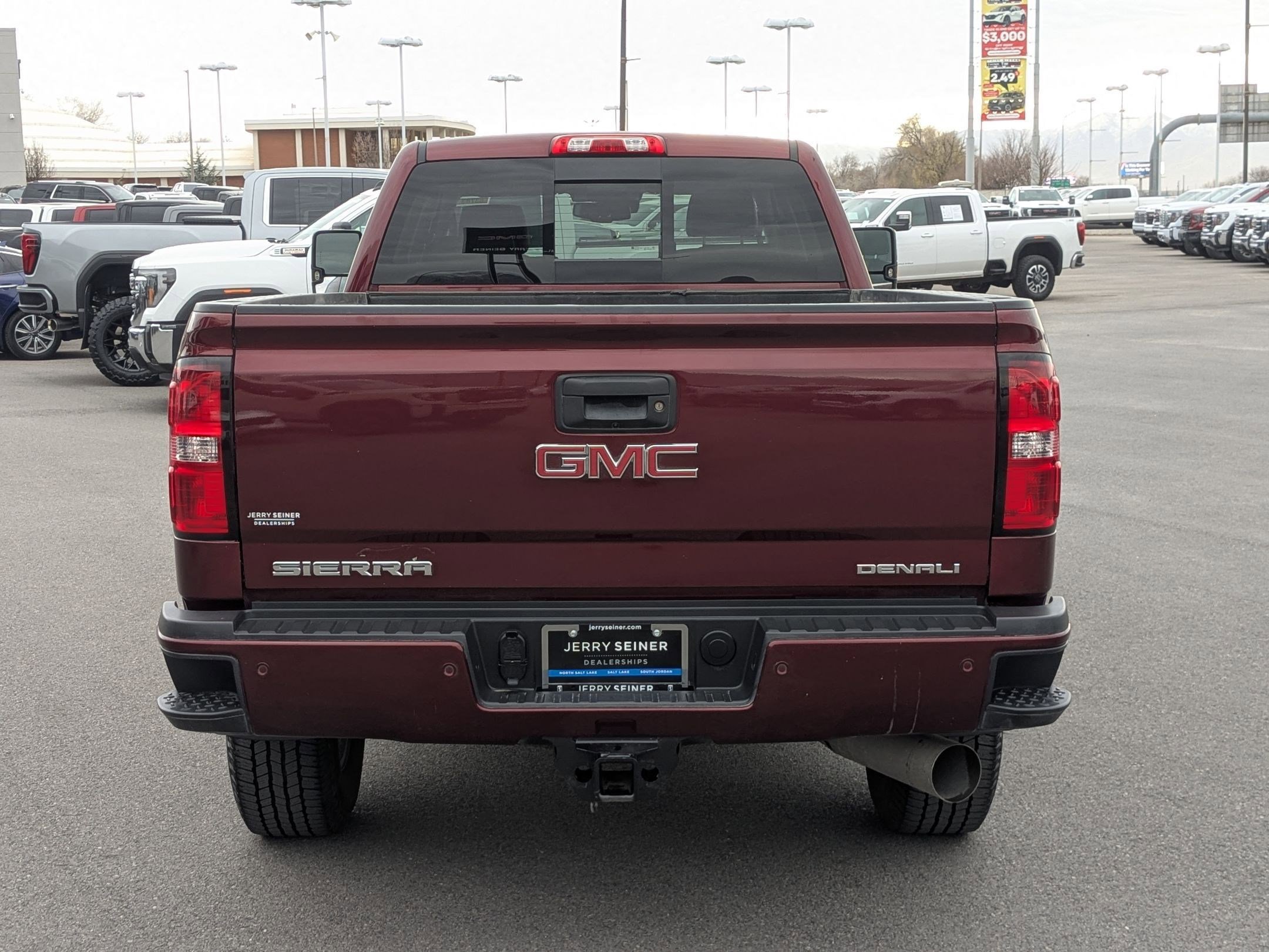Used 2016 GMC Sierra 3500 Denali w/ Duramax Plus Package image 4