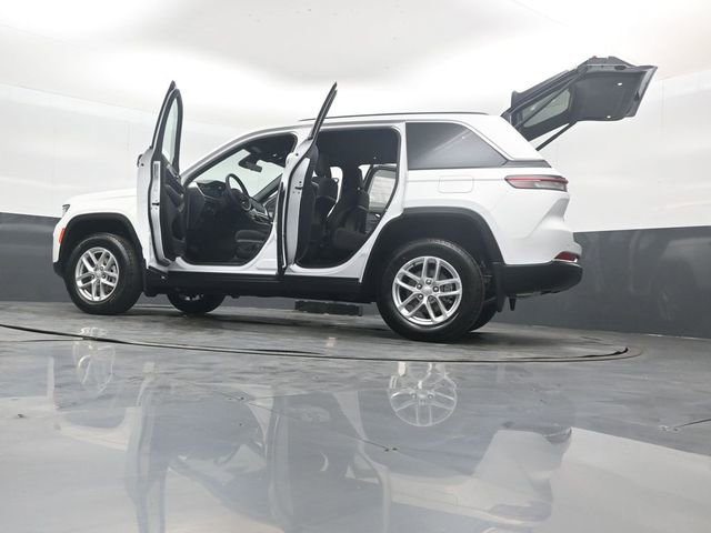 New 2025 Jeep Grand Cherokee Laredo image 53