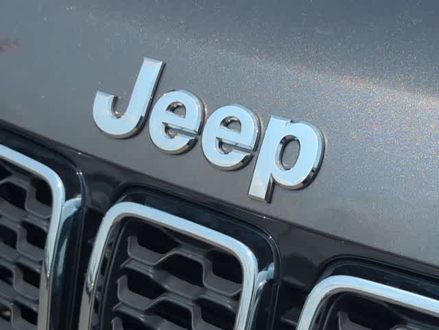 Certified 2021 Jeep Grand Cherokee Limited AWD/4WD image 12