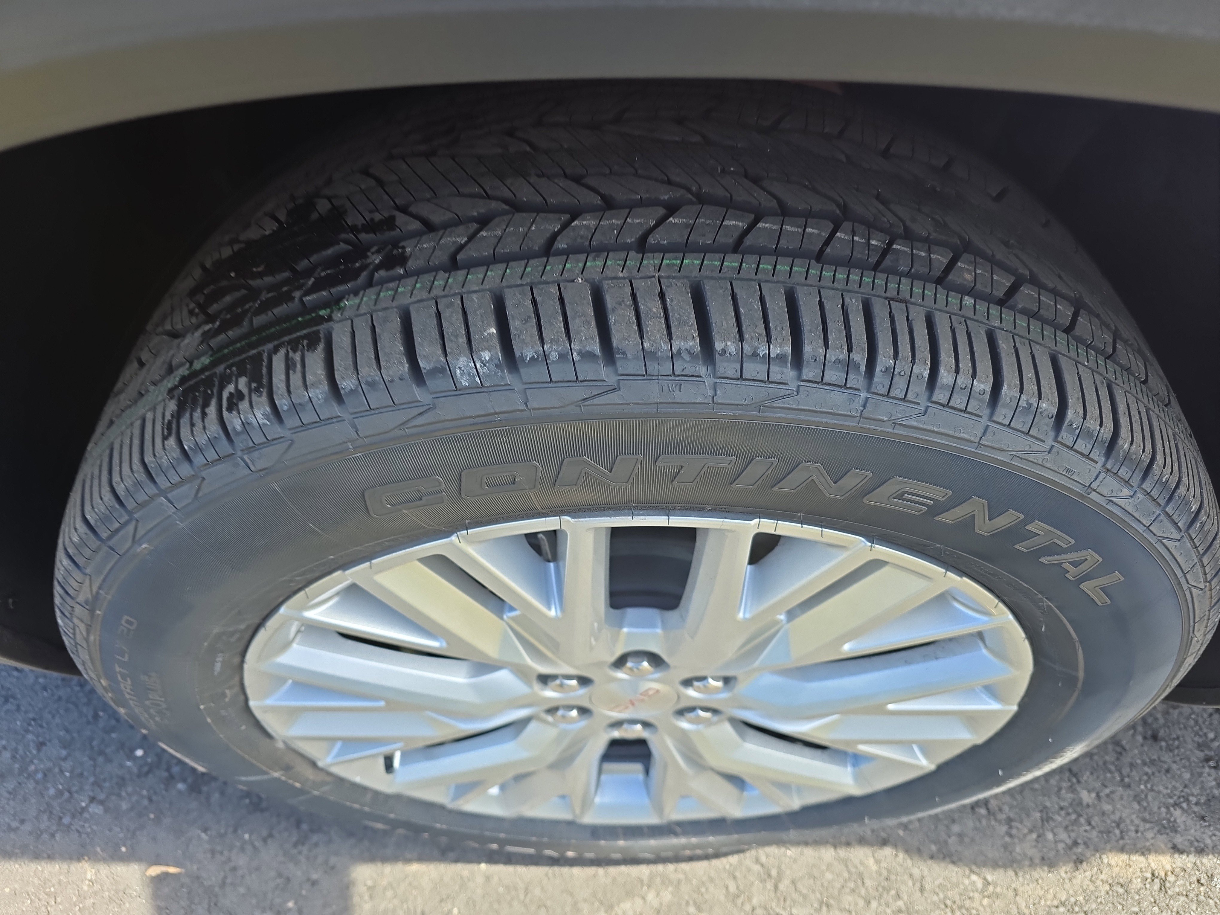 New 2026 GMC Acadia Elevation image 11