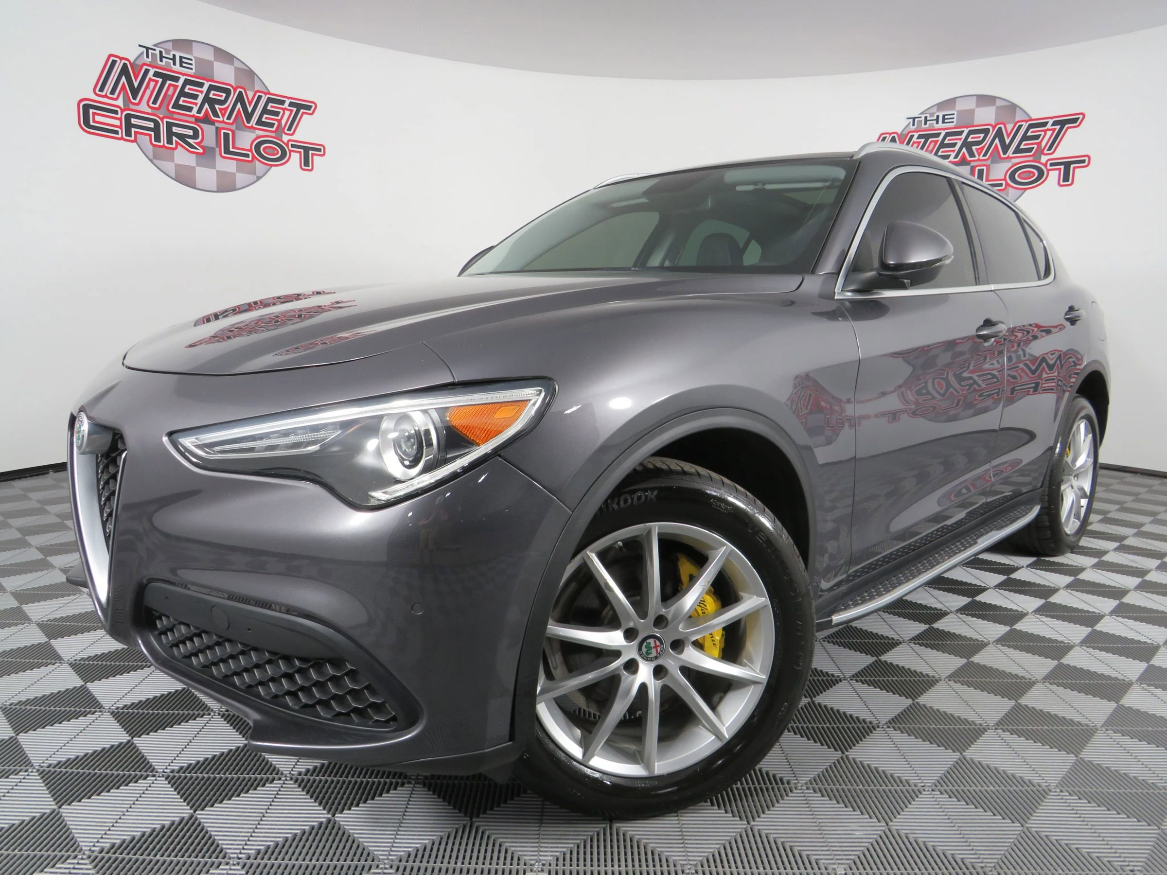 Used 2018 Alfa Romeo Stelvio Ti video 1