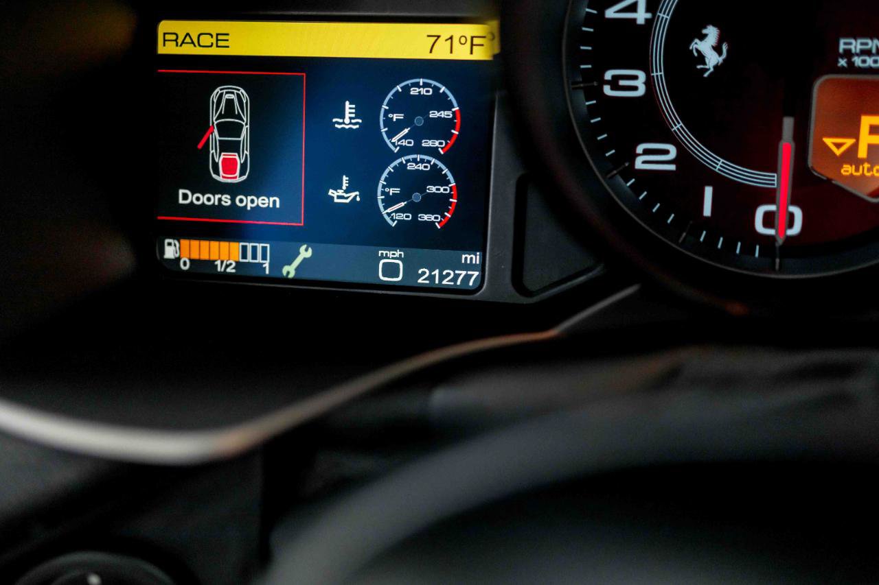 Used 2014 Ferrari F12 Berlinetta image 82