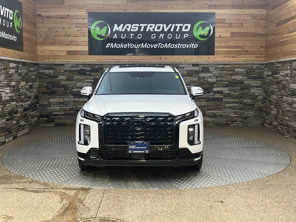 Used 2025 Hyundai Palisade Calligraphy image 3