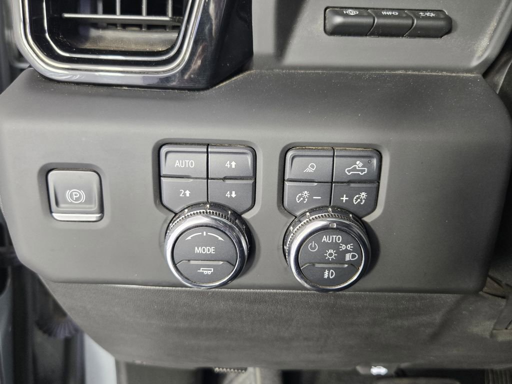 Used 2024 GMC Sierra 2500 AT4 w/ AT4 Premium Plus Package image 24