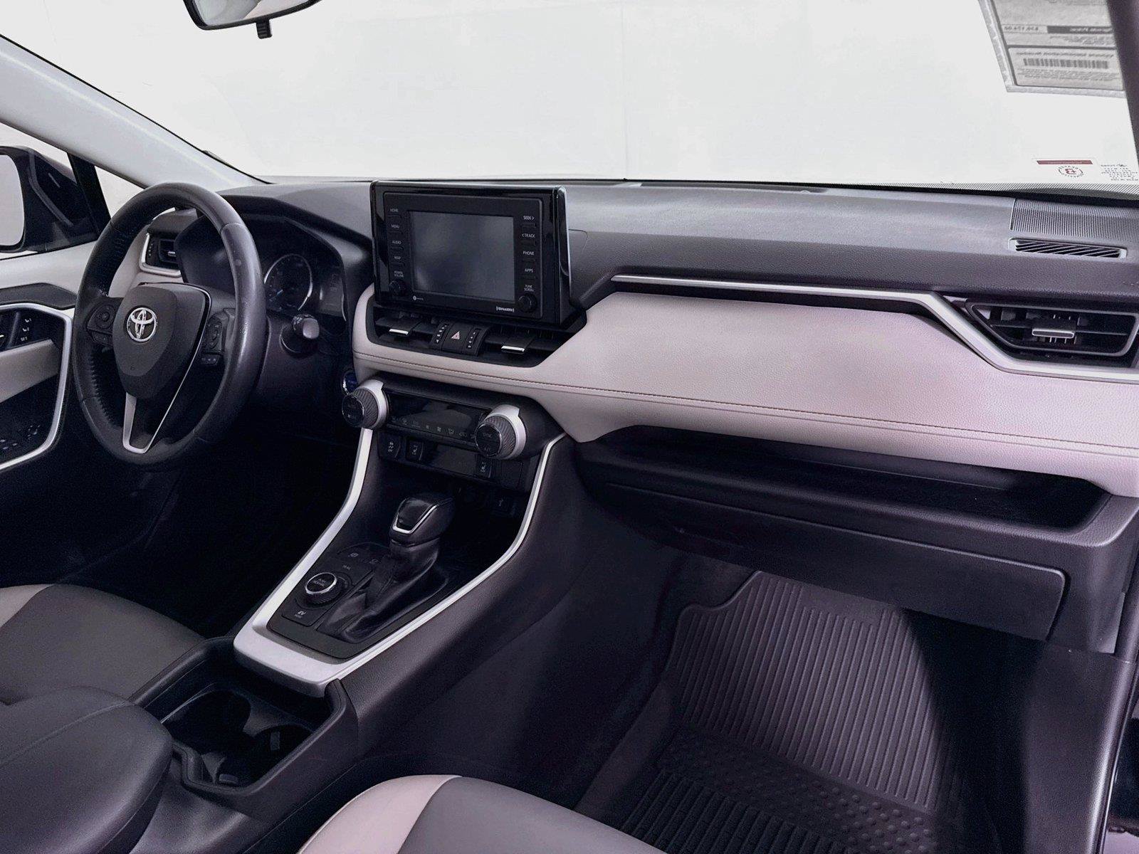 Certified 2021 Toyota RAV4 XLE Premium AWD/4WD image 46