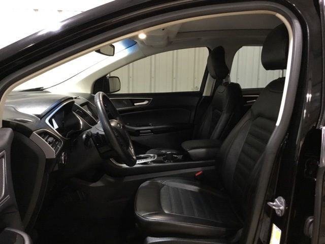 Used 2017 Ford Edge SEL w/ Equipment Group 201A image 27