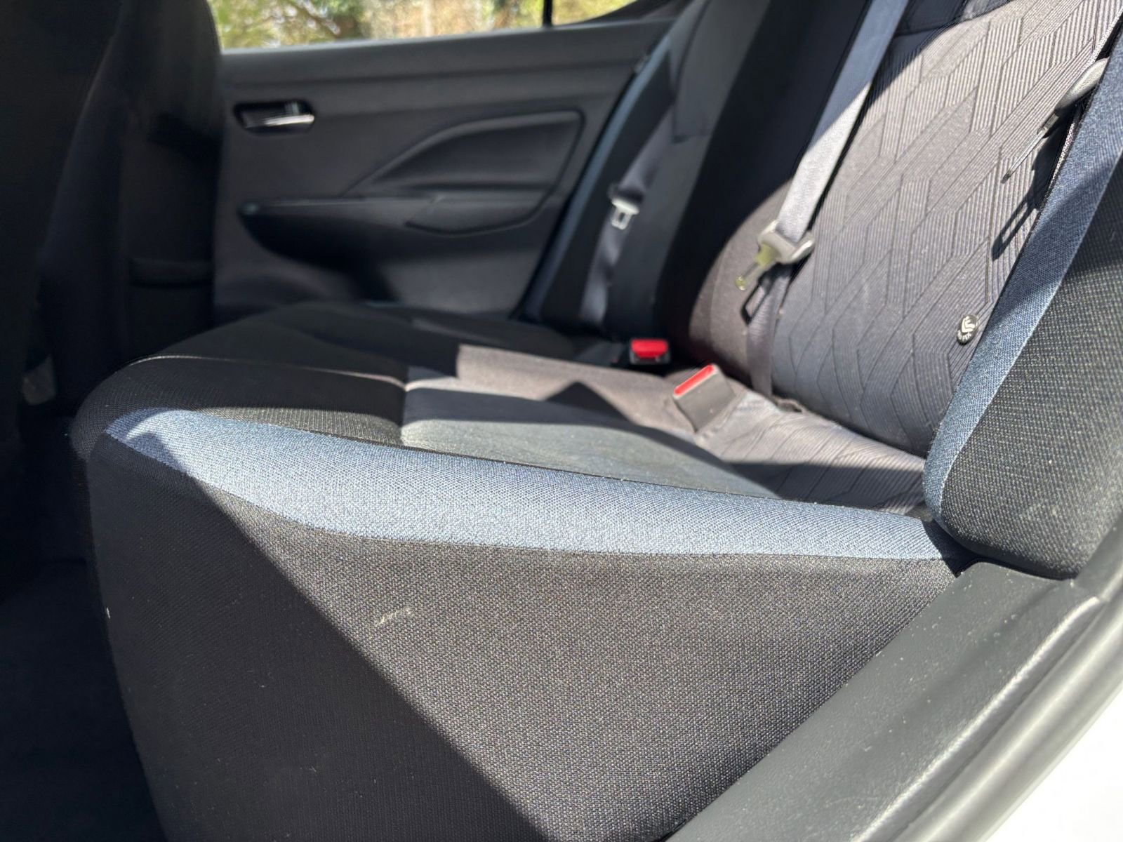 Used 2025 Nissan Versa SV FWD image 25