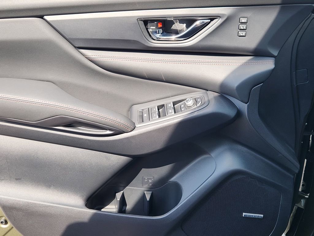 New 2026 Subaru Ascent Limited Bronze image 17