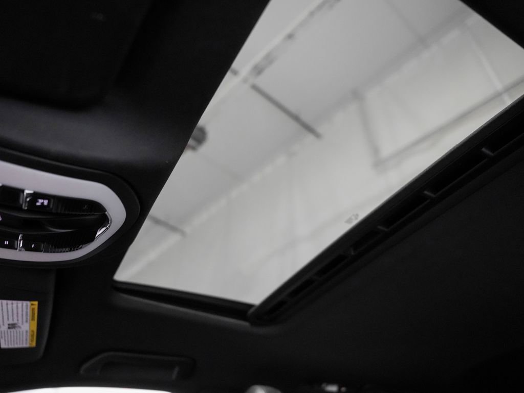 Used 2012 Porsche Cayenne image 27