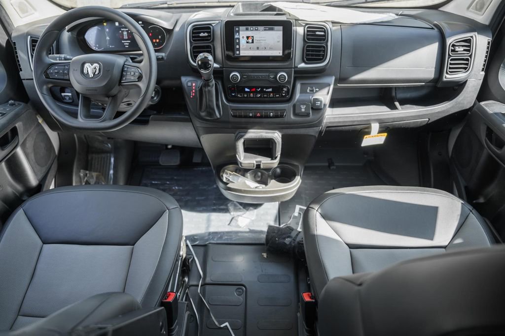 New 2025 RAM ProMaster 2500 w/ Quick Order Package 22G SLT image 17