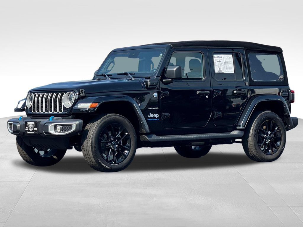 Used 2024 Jeep Wrangler Unlimited Sahara w/ Technology Group AWD/4WD image 3