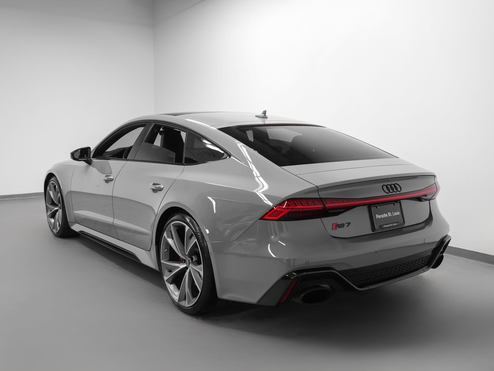 Used 2021 Audi RS 7 Sportback image 3
