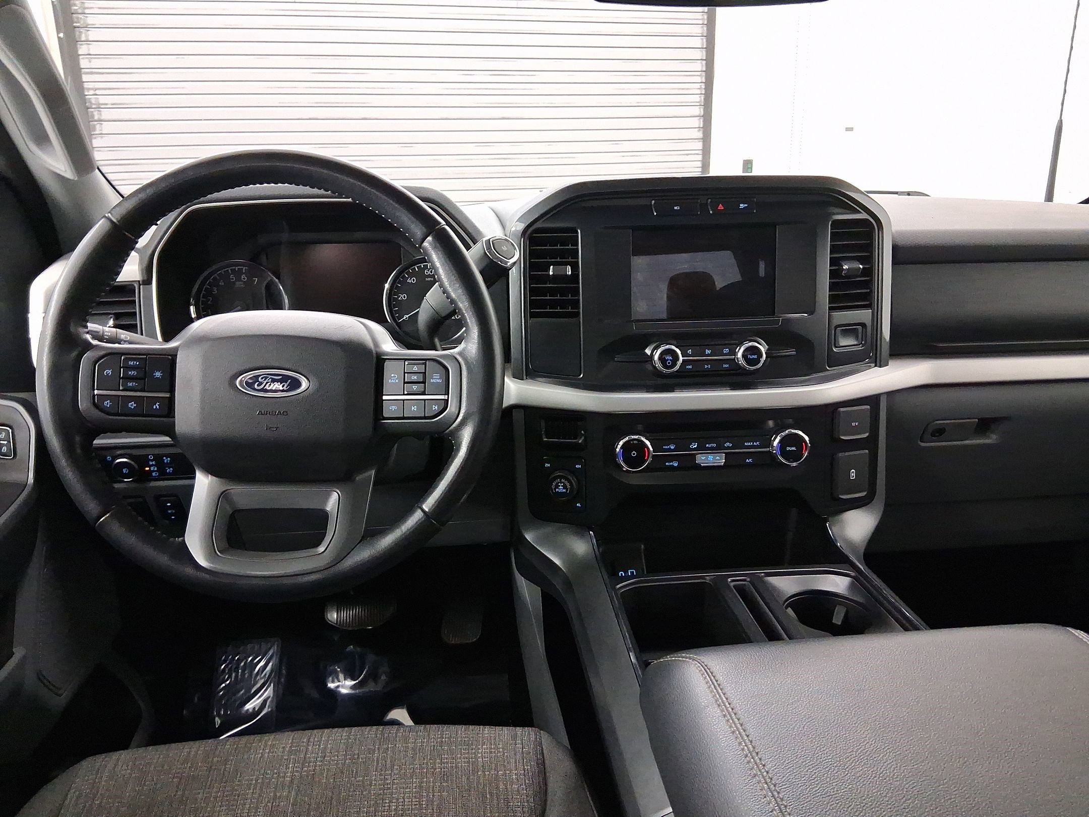 Used 2022 Ford F150 XLT w/ Equipment Group 301A Mid image 4