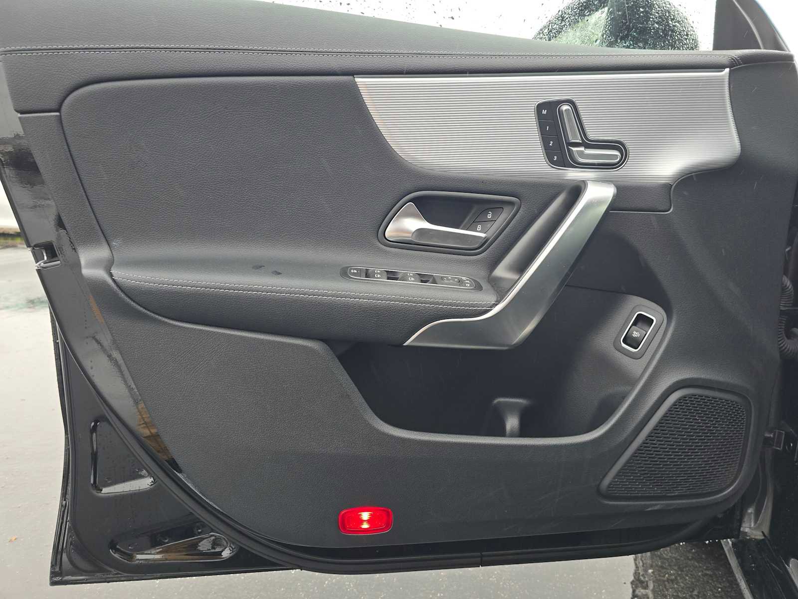 Used 2021 Mercedes-Benz CLA 250 image 20