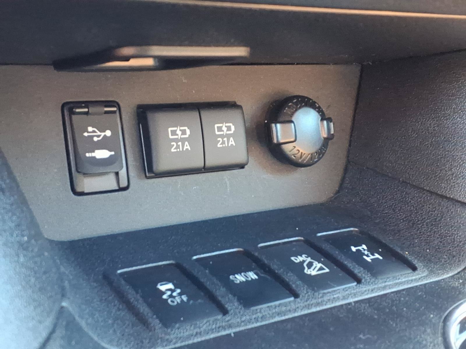 Used 2018 Toyota Highlander Limited w/ Protection Package #3 AWD/4WD image 21